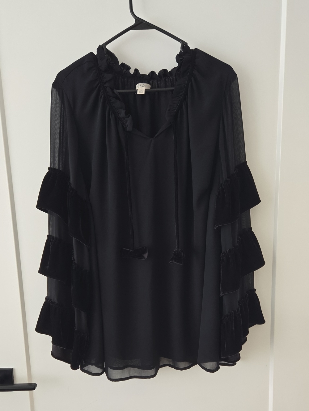 Style & Co. Black Ruffled Sleeve Blouse